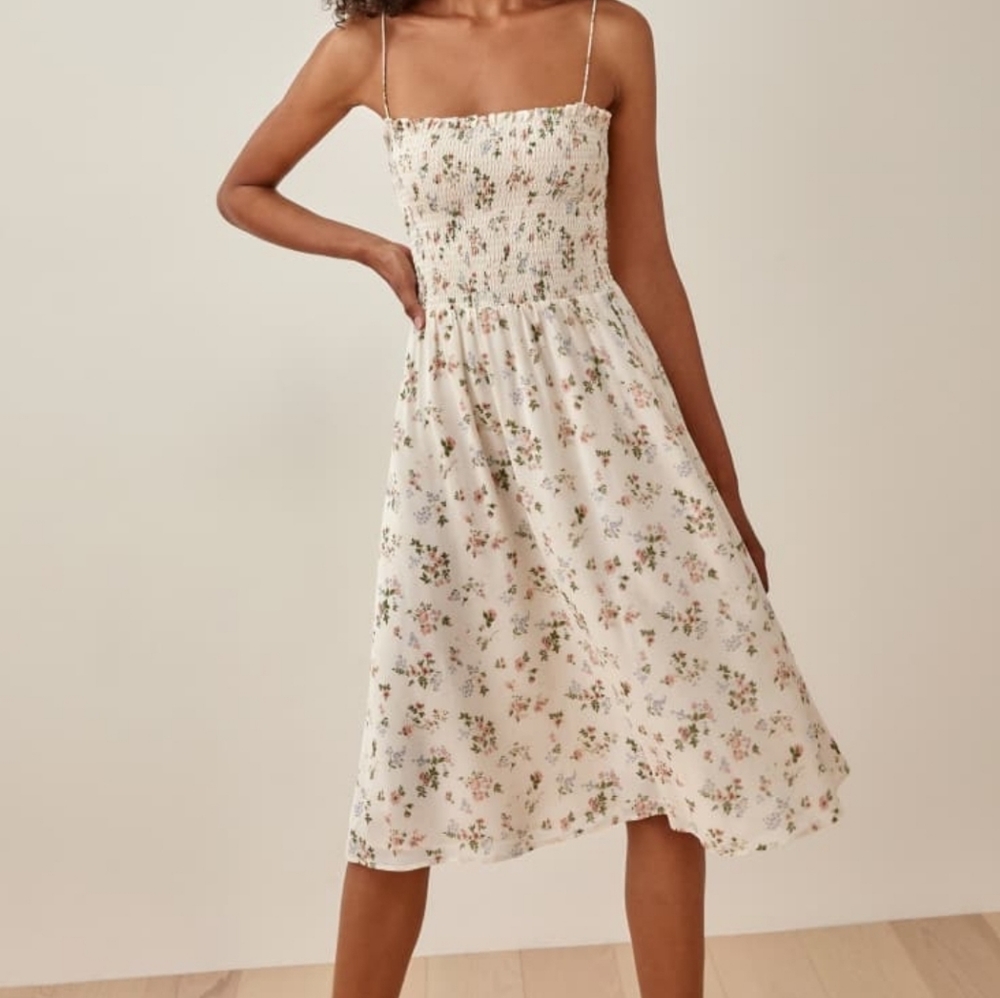 NWT Reformation Sable Dress in Carine Small